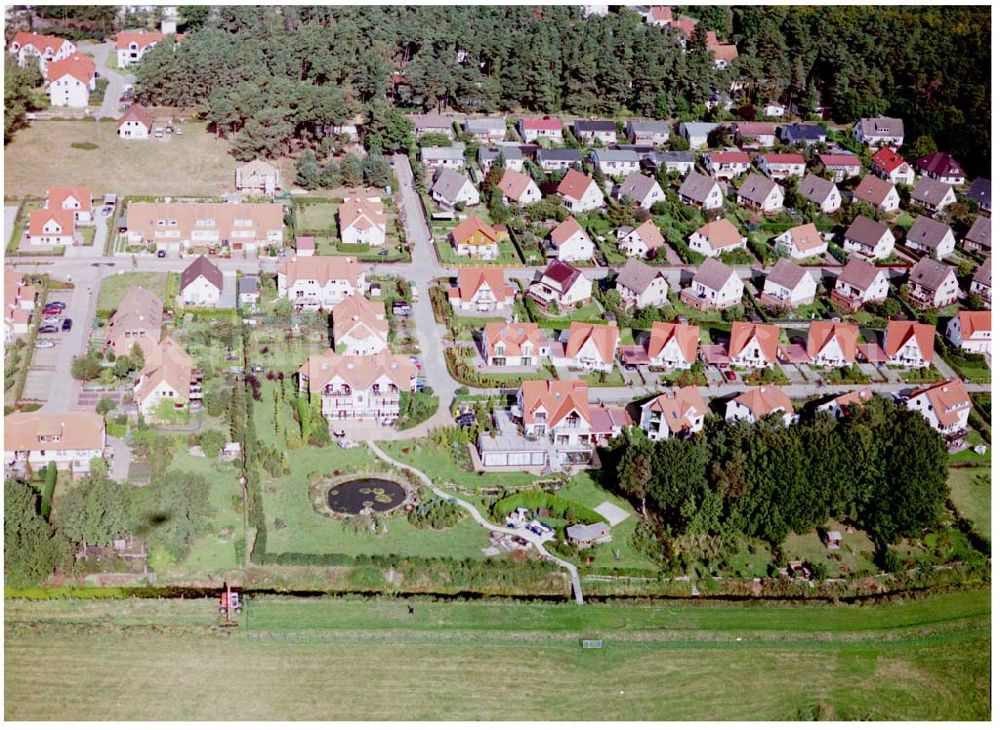 Aerial image Graal-Müritz / Mecklenburg Vorpommern - Wohnneubaugebiet der HAWO KG in Graal - Müritz Mecklenburg Vorpommern / 27.09.02