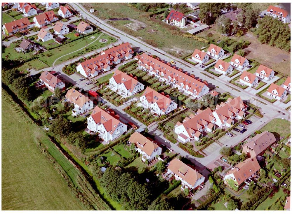 Aerial photograph Graal-Müritz / Mecklenburg Vorpommern - Wohnneubaugebiet der HAWO KG in Graal - Müritz Mecklenburg Vorpommern / 27.09.02