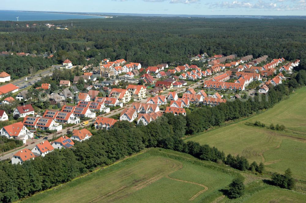 Graal-Müritz from above - Blick auf das Wohngebiet Koppenheide der HAWO Bauträger KG in unmittelbarer Strandnähe im Ostseeheilbad Graal-Müritz.