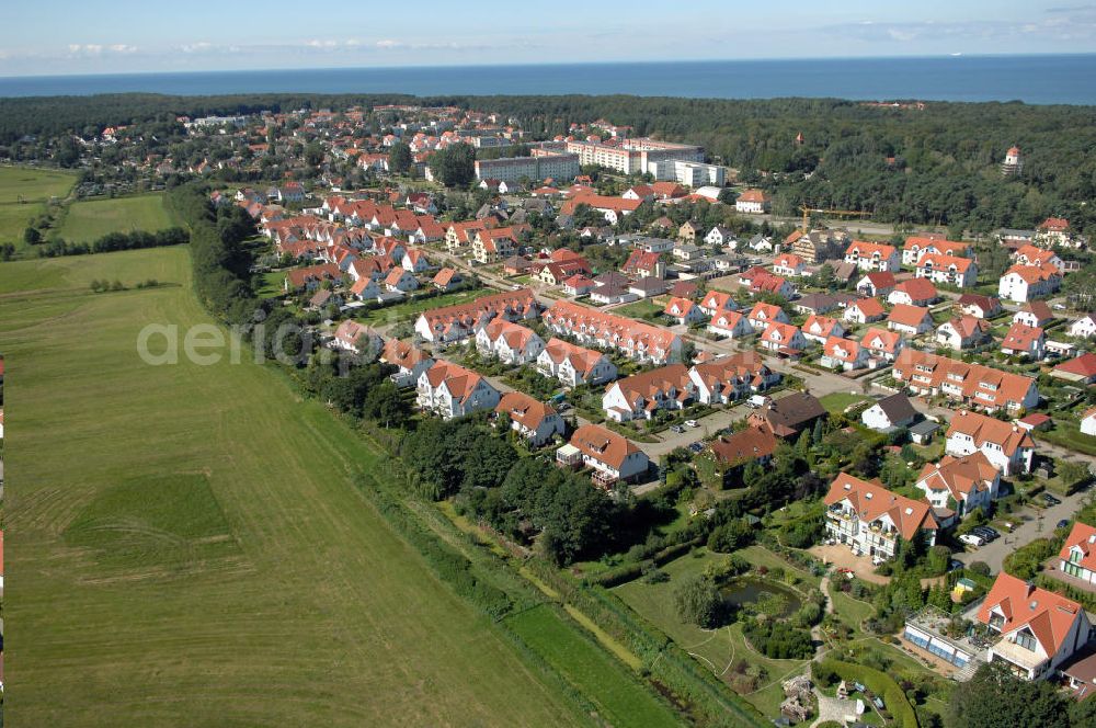 Graal-Müritz from the bird's eye view: Blick auf das Wohngebiet Koppenheide der HAWO Bauträger KG in unmittelbarer Strandnähe im Ostseeheilbad Graal-Müritz.