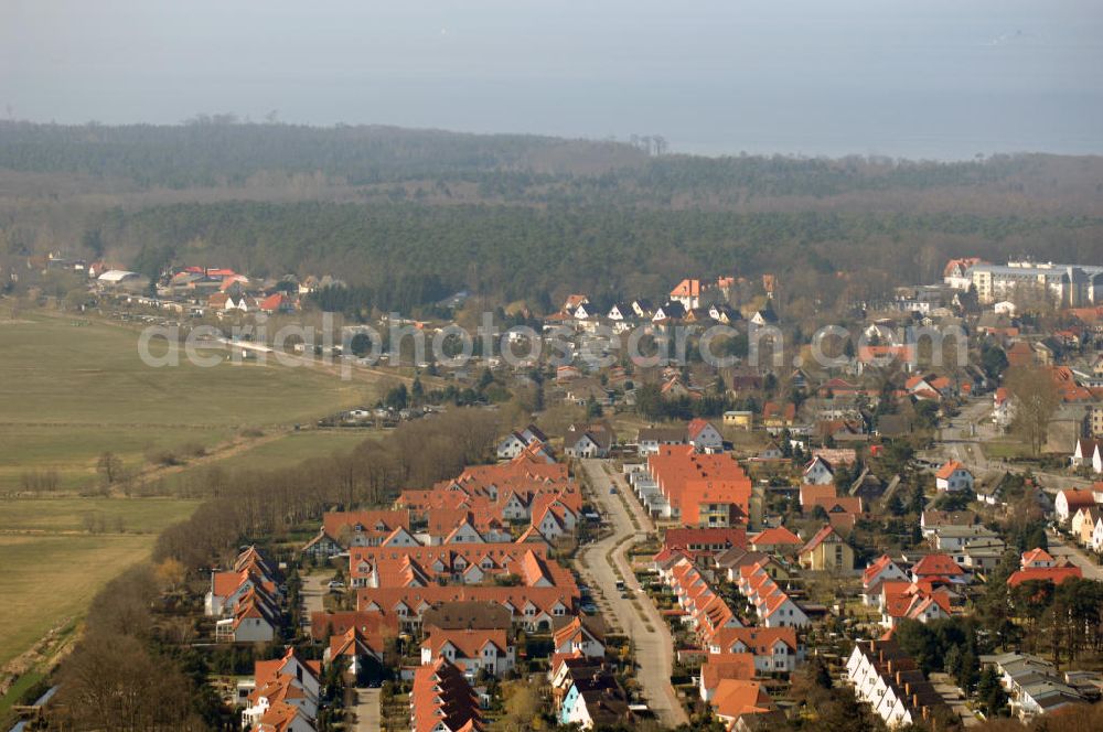 Aerial photograph Graal-Müritz - Blick auf das Wohngebiet Koppenheide der HAWO Bauträger KG in unmittelbarer Strandnähe im Ostseeheilbad Graal-Müritz.