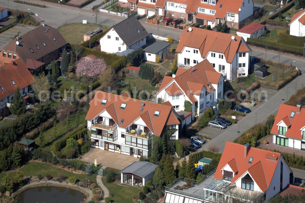 Aerial photograph Graal-Müritz - Blick auf das Wohngebiet Koppenheide der HAWO Bauträger KG in unmittelbarer Strandnähe im Ostseeheilbad Graal-Müritz.