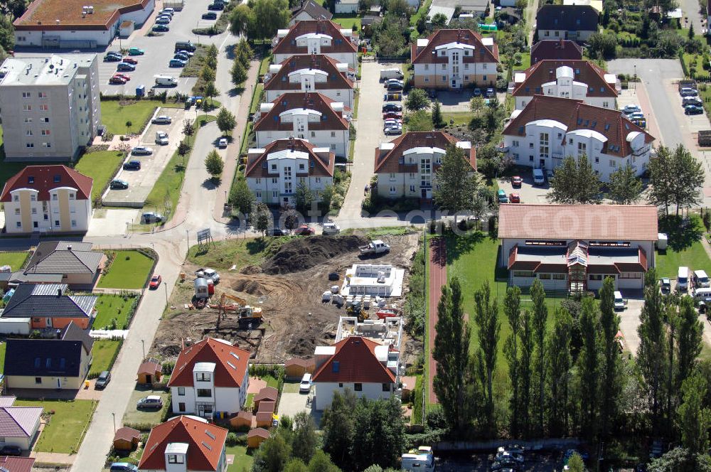 Aerial image Graal-Müritz - Blick auf das Wohngebiet der HAWO Bauträger KG am Lerchenweg in unmittelbarer Strandnähe im Ostseeheilbad Graal-Müritz.