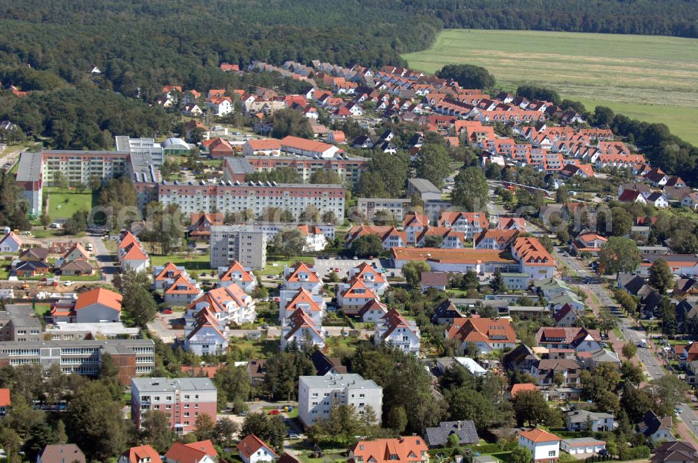 Graal-Müritz from the bird's eye view: Blick auf das Wohngebiet der HAWO Bauträger KG am Lerchenweg in unmittelbarer Strandnähe im Ostseeheilbad Graal-Müritz.