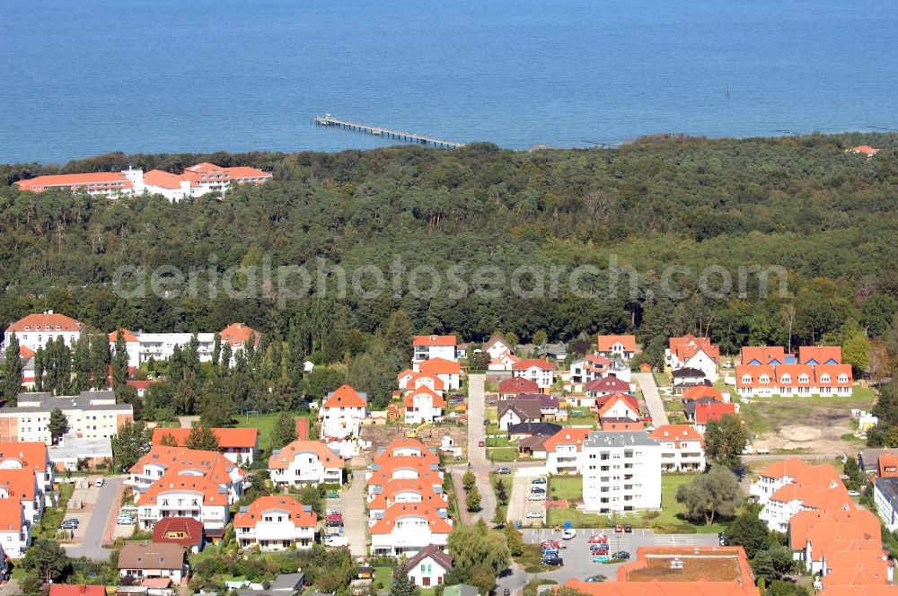 Graal-Müritz from above - Blick auf das Wohngebiet der HAWO Bauträger KG am Lerchenweg in unmittelbarer Strandnähe im Ostseeheilbad Graal-Müritz.