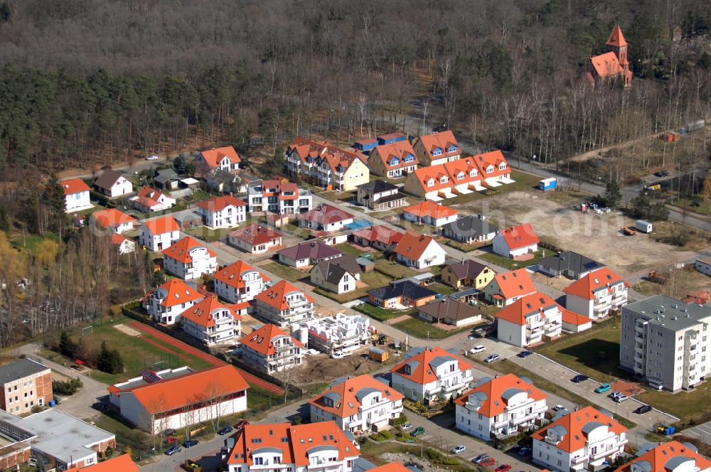 Aerial image Graal-Müritz - Blick auf das Wohngebiet der HAWO Bauträger KG Zur Eselswiese in unmittelbarer Strandnähe im Ostseeheilbad Graal-Müritz.