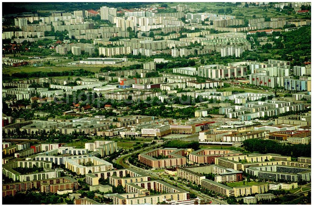 Berlin - Hellersdorf from above - Stadtübersichten von den Wohnneubaugebieten in Berlin - Hellersdorf am Stadtteilzentrum Hellersdorf Helle Mitte.