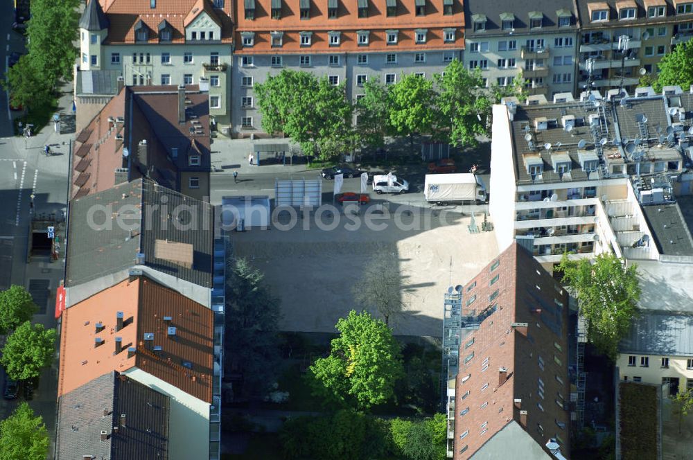 München from above - Baustelle des Wohnneubaugebietes an der Implerstrasse / Thalkirchnerstrasse in München - Sendling. Ein Projekt der Concept Bau - Premier GmbH.