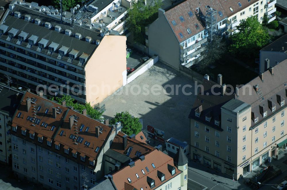 München from above - Baustelle des Wohnneubaugebietes an der Implerstrasse / Thalkirchnerstrasse in München - Sendling. Ein Projekt der Concept Bau - Premier GmbH.