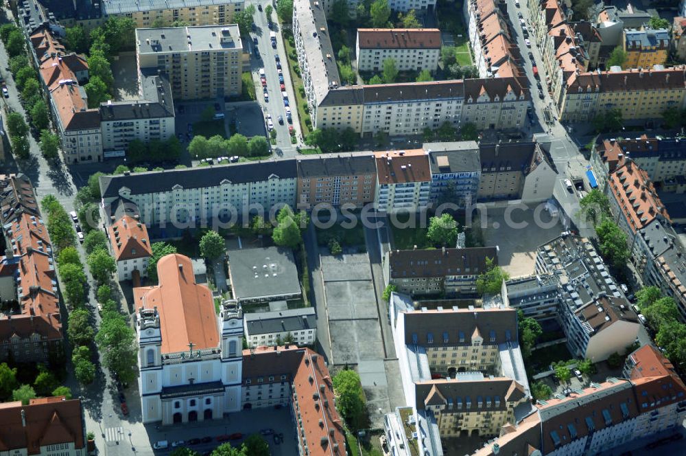 München from above - Baustelle des Wohnneubaugebietes an der Implerstrasse / Thalkirchnerstrasse in München - Sendling. Ein Projekt der Concept Bau - Premier GmbH.