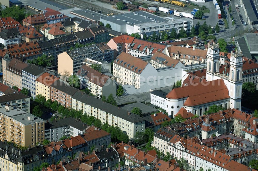 Aerial photograph München - Baustelle des Wohnneubaugebietes an der Implerstrasse / Thalkirchnerstrasse in München - Sendling. Ein Projekt der Concept Bau - Premier GmbH.