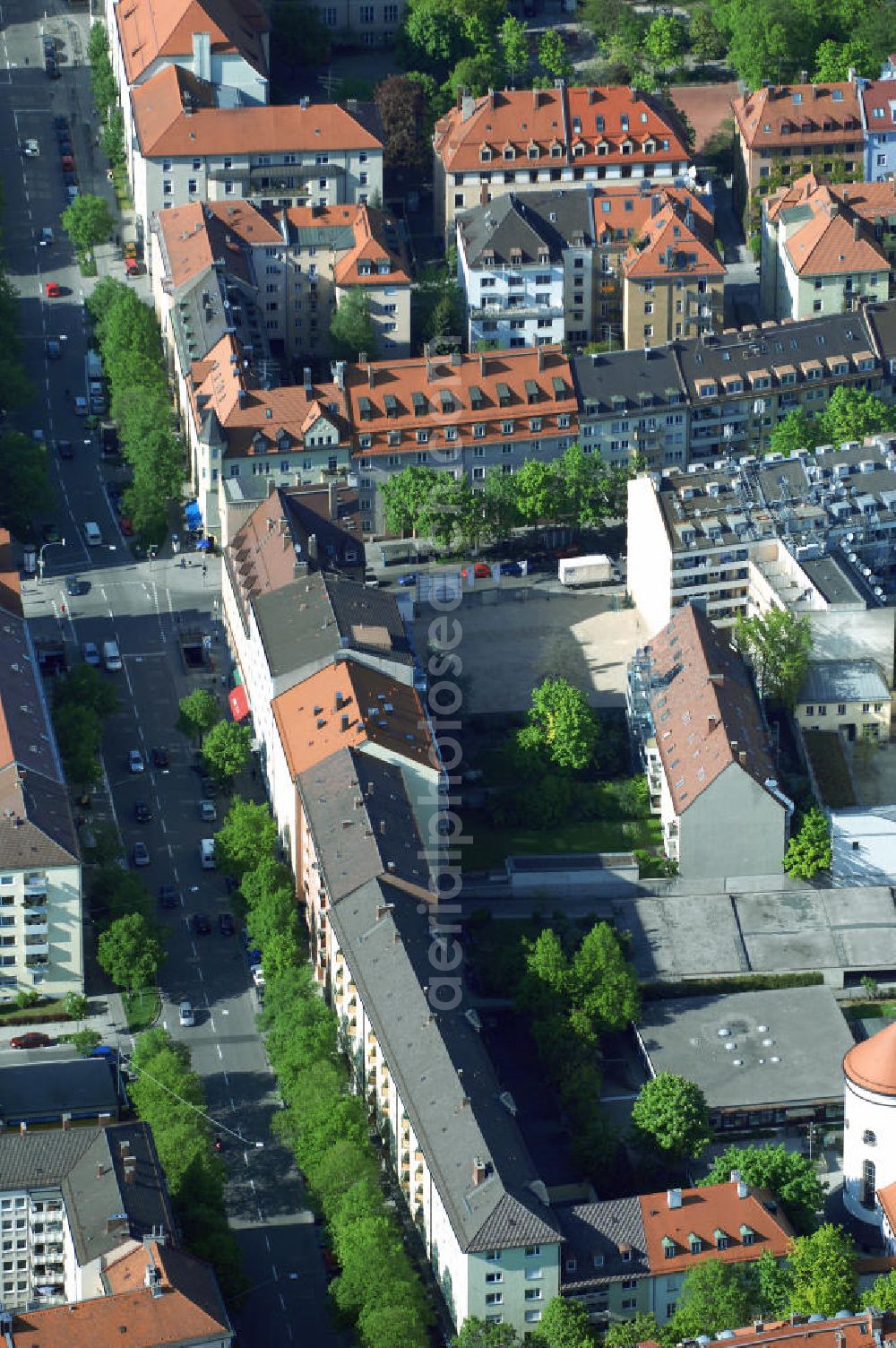 Aerial photograph München - Baustelle des Wohnneubaugebietes an der Implerstrasse / Thalkirchnerstrasse in München - Sendling. Ein Projekt der Concept Bau - Premier GmbH.