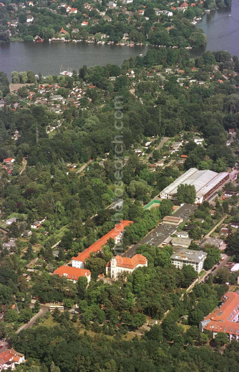 Aerial photograph Berlin - Spandau - Wohnneubauobjekt in der Niederneuendorfer Allee 12-16 in Spandau (ALLBAU GmbH)