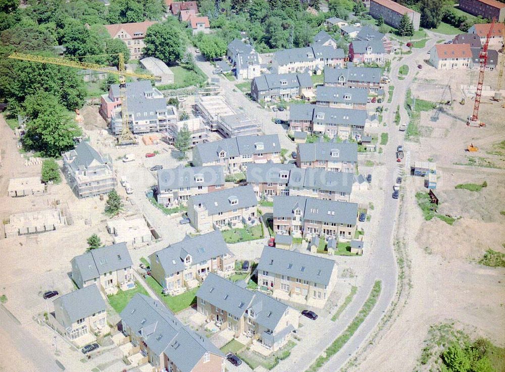 Aerial photograph Borgsdorf / Brandenburg - Wohnneubausiedlung der Fa. Kondor Wessels Nord am Dornbuschweg in 16556 Borgsdorf / Brandenburg. Tel.: 03303-524100