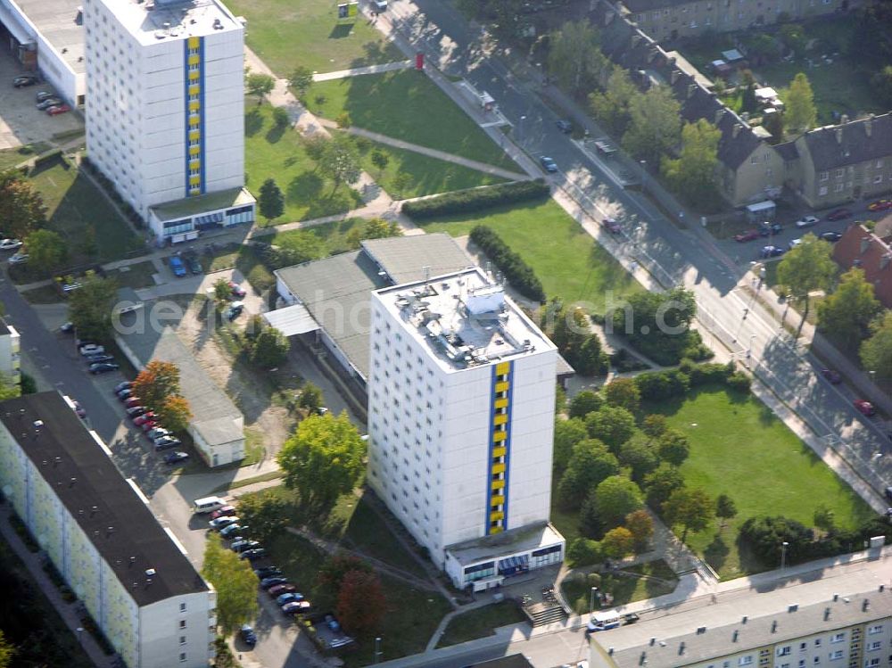 Aerial photograph Hennigsdorf - 05.10.2004 Wohnparadies Hennigsdorf in der Fontanestr.91, 16761 Hennigsdorf der Firmengruppe Bozkurt.