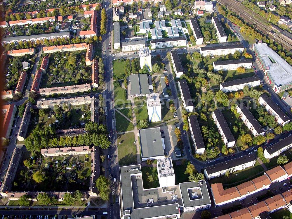 Hennigsdorf from above - 05.10.2004 Wohnparadies Hennigsdorf in der Fontanestr.91, 16761 Hennigsdorf der Firmengruppe Bozkurt.