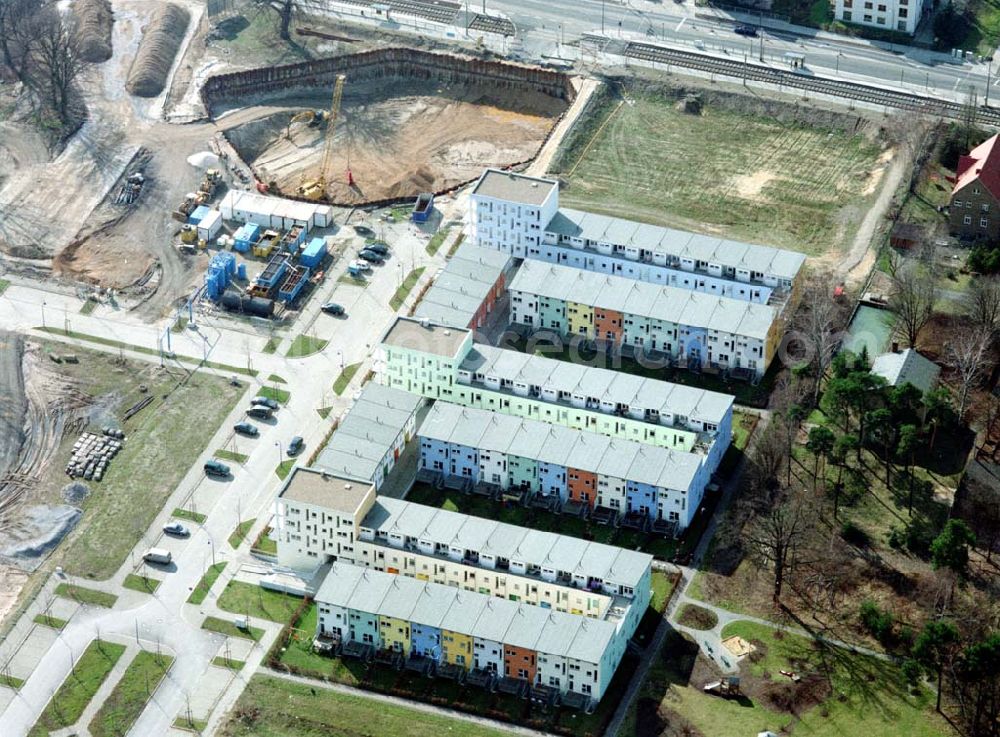 Dresden - Klotsche from the bird's eye view: Wohnpark Am Königswald an der Königsbrücker Landstraße in Dresden-Klotsche.