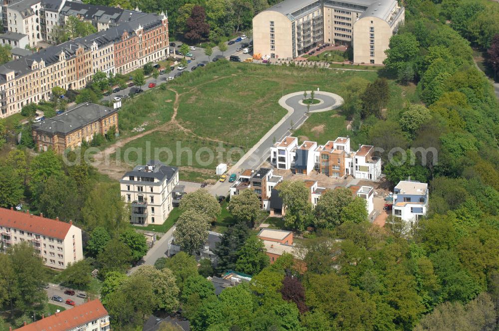 Aerial image Chemnitz - Blick auf das Wohngebiet an der Salzstraße / Abteiweg in 09113 Chemnitz. Der Wohnpark Am Schloßteich ist ein Entwicklungegebiet der HVB Immobilien AG in Sachsen. View of the residential area at the Salt Road / Abteiweg in 09113 Chemnitz. The residential park At Castle Lake is a developing area of the lung HVB Immobilien AG in Saxony.