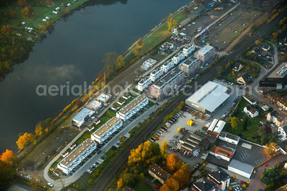 Kettwig from above - Residential quarter Wohnen am Ruhrbogen in the South of Kettwig in the state of North Rhine-Westphalia. The autumnal area is located on Promenadenweg and Gueterstrasse