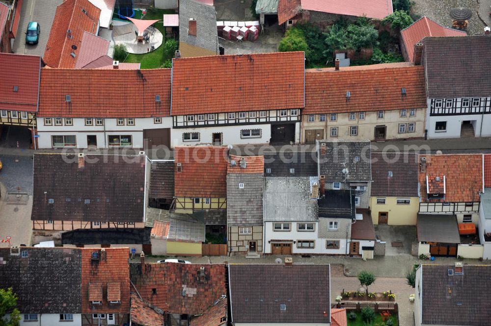 Aerial image Kelbra - Housing estate of half-timbered houses in the inner city of Kelbra in Saxony-Anhalt. Kelba is situated in the Kyffhäuser mountains and is a popular place of departure for trips to the resin