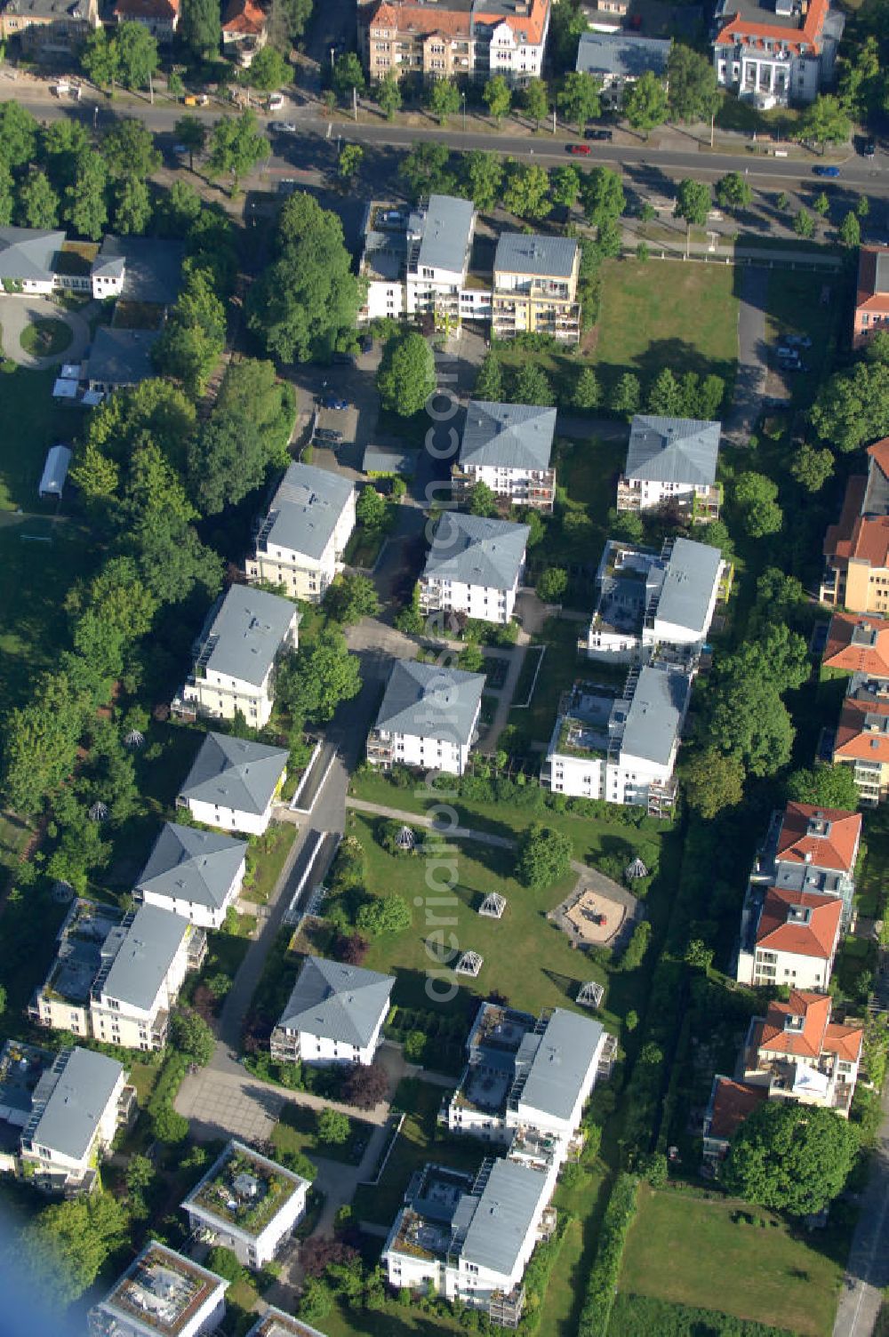 Potsdam - Babelsberg from above - Blick auf die Wohnsiedlung Glienicker Horn der Berliner Vorstadt, am Ufer der Babelsberger Enge. View of the housing estate Glienicker Horn of the Berlin suburb, on the banks of the Babelsber strait.