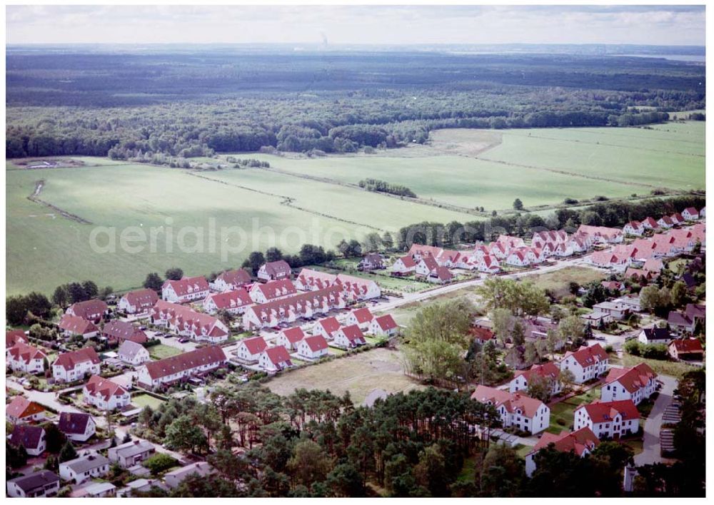 Aerial photograph Graal-Müritz / Mecklenburg Vorpommern - Wohnsiedlung der HAWO KG in Graal - Müritz Mecklenburg Vorpommern / 27.09.02