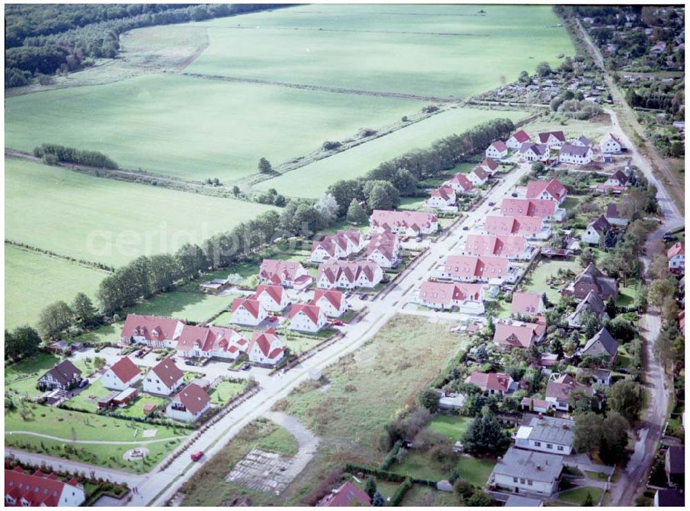 Aerial photograph Graal-Müritz / Mecklenburg Vorpommern - Wohnsiedlung der HAWO KG in Graal - Müritz Mecklenburg Vorpommern / 27.09.02