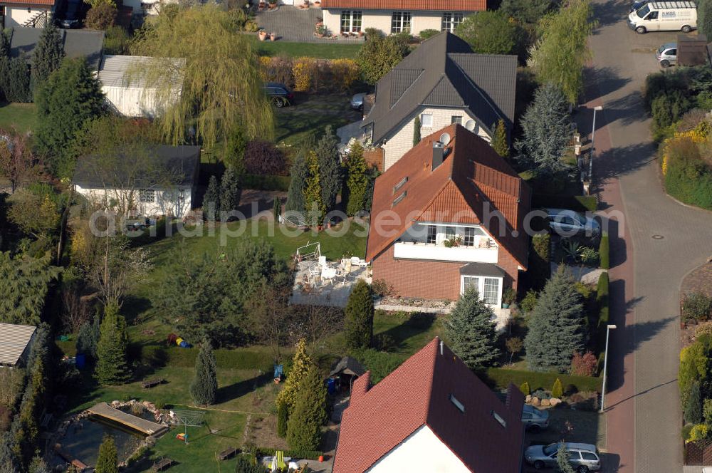 Aerial image Jersleben - Blick auf Wohnhäuser / Einfamilienhäuser in Jersleben, Am Ringelhoch.