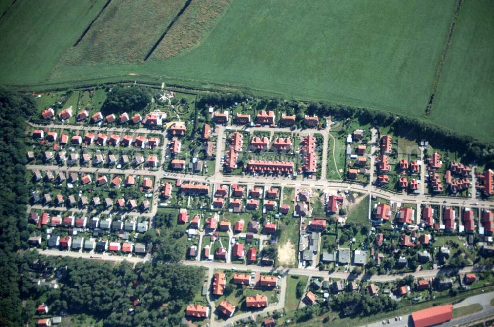 Graal-Müritz from the bird's eye view: Wohnsiedlung Koppenheide der HAWO KG in Graal-Müritz. Kontakt: HAWO GmbH Planen u. Bauen & Co. Bauträger KG, Löwenzahnweg 3, 18181 Graal-Müritz, Phone: 038206-706 0, Fax: 038206-706 66, E-Mail: info@hawo-immobilien.com,