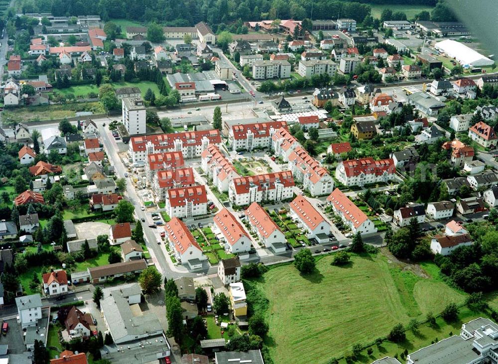 Oberursel / Hessen from the bird's eye view: Wohnsiedlung der MÜBAU AG an der Lahnstraße in Oberursel (Nähe U-Bahnhof Lahnstraße).