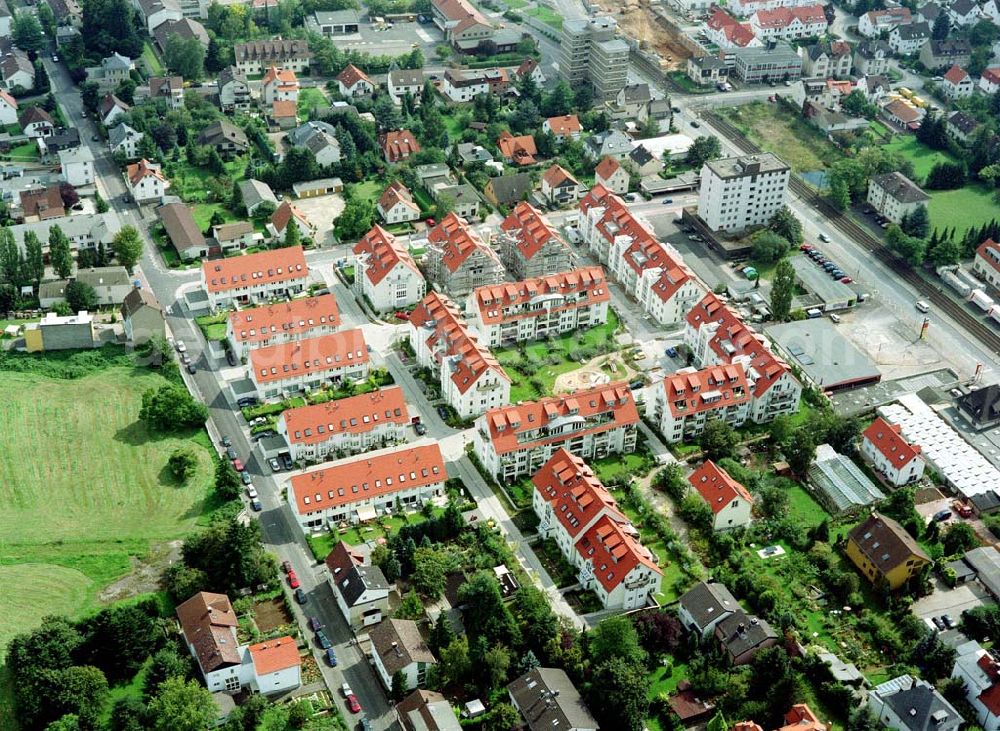 Aerial image Oberursel / Hessen - Wohnsiedlung der MÜBAU AG an der Lahnstraße in Oberursel (Nähe U-Bahnhof Lahnstraße).