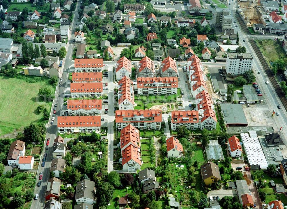 Aerial photograph Oberursel / Hessen - Wohnsiedlung der MÜBAU AG an der Lahnstraße in Oberursel (Nähe U-Bahnhof Lahnstraße).