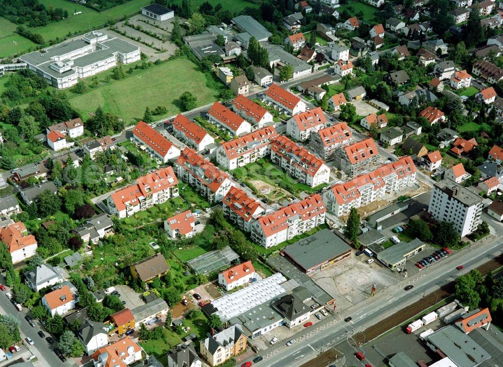 Oberursel / Hessen from above - Wohnsiedlung der MÜBAU AG an der Lahnstraße in Oberursel (Nähe U-Bahnhof Lahnstraße).