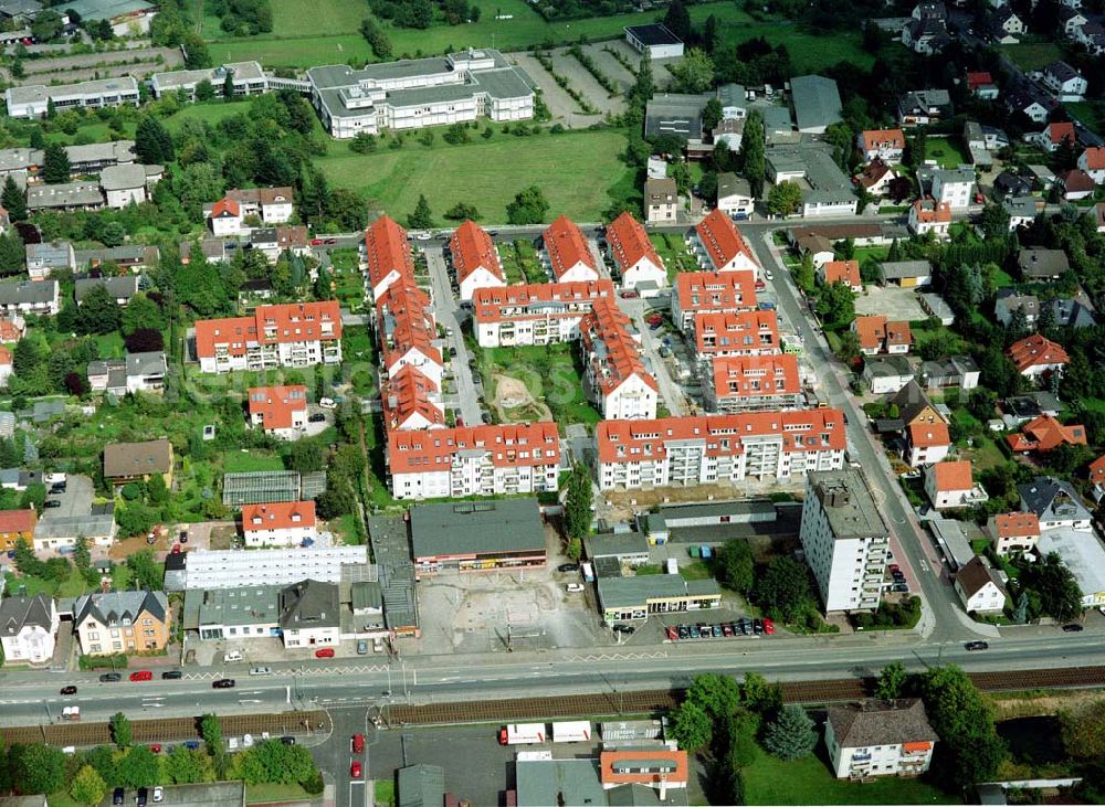 Oberursel / Hessen from the bird's eye view: Wohnsiedlung der MÜBAU AG an der Lahnstraße in Oberursel (Nähe U-Bahnhof Lahnstraße).