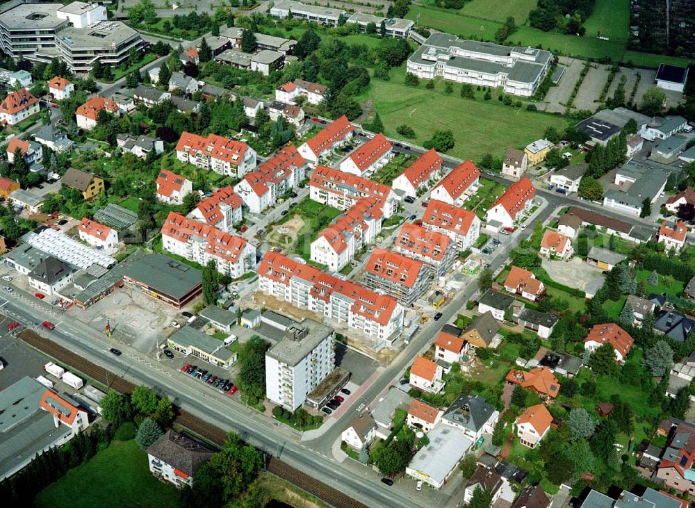 Aerial image Oberursel / Hessen - Wohnsiedlung der MÜBAU AG an der Lahnstraße in Oberursel (Nähe U-Bahnhof Lahnstraße).