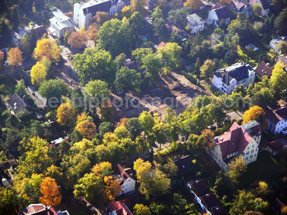 Aerial photograph Berlin-Wittenau - 13.10.2004 Berlin-Wittenau, Wohnsiedlung-Neubau der PREMIER-Deutschland GmbH, an der Bondickstraße / Nimrodstraße in Berlin Wittenau / Reinickendorf