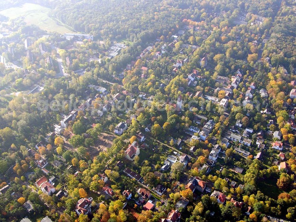 Aerial image Berlin-Wittenau - 13.10.2004 Berlin-Wittenau, Wohnsiedlung-Neubau der PREMIER-Deutschland GmbH, an der Bondickstraße / Nimrodstraße in Berlin Wittenau / Reinickendorf