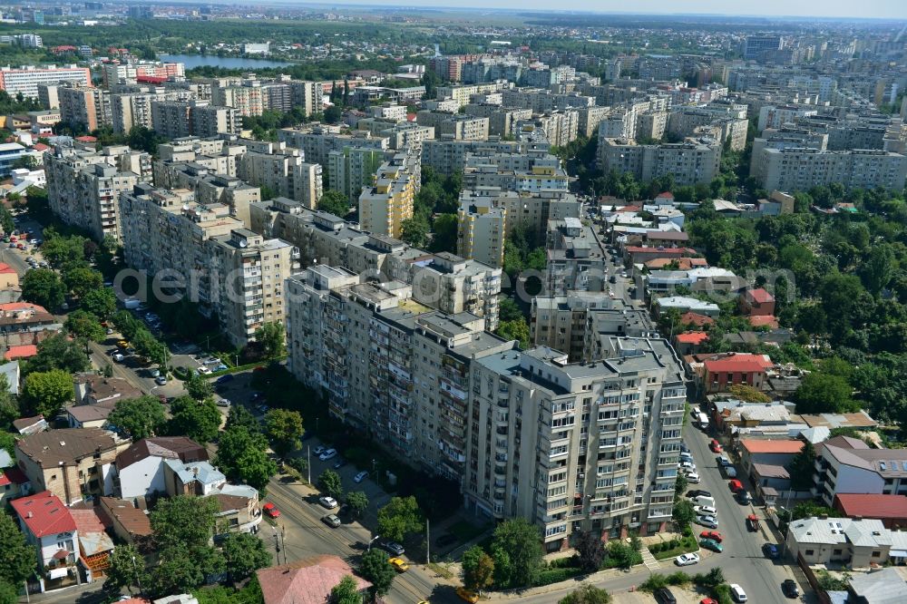 Bukarest from the bird's eye view: View the housing estate with prefab apartment buildings on the Strada Grigore Ionescu corner Maica Domnului in the capital, Bucharest, Romania