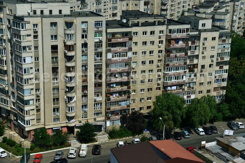 Bukarest from the bird's eye view: View the housing estate with prefab apartment buildings on the Strada Grigore Ionescu corner Maica Domnului in the capital, Bucharest, Romania