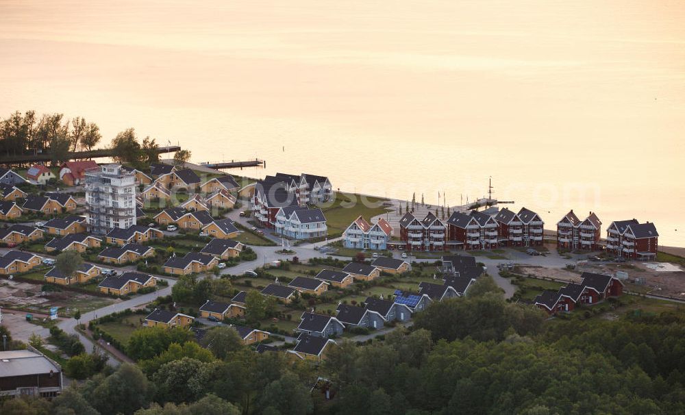 Rechlin from the bird's eye view: Housing estate in North Rechlin, Mecklenburg-Western Pomerania. North Rechlin lies at Claassee and at the Müritz