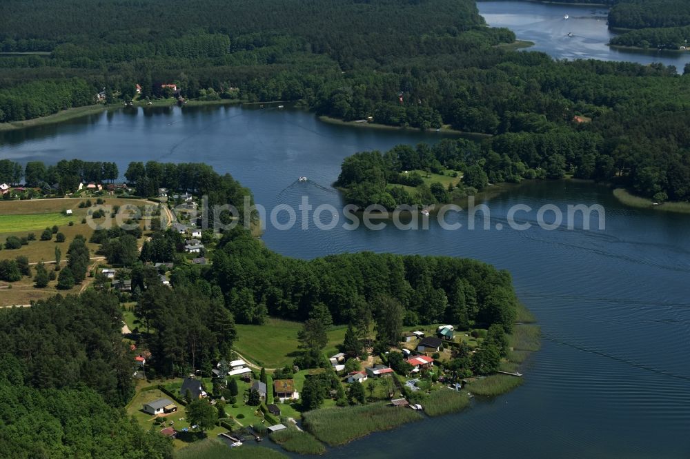 Aerial image Zechlinerhütte - Residential area Der Werder on the Western shore of Lake Zootzensee in Zechlinerhuette in the state of Brandenburg