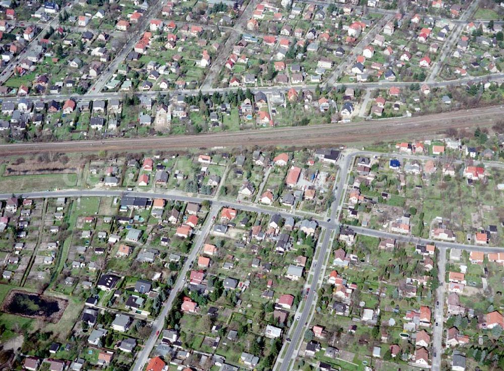 Berlin - Kaulsdorf from above - Wohnsiedlung am Wilhelmsmühlenweg in Berlin - Kaulsdorf