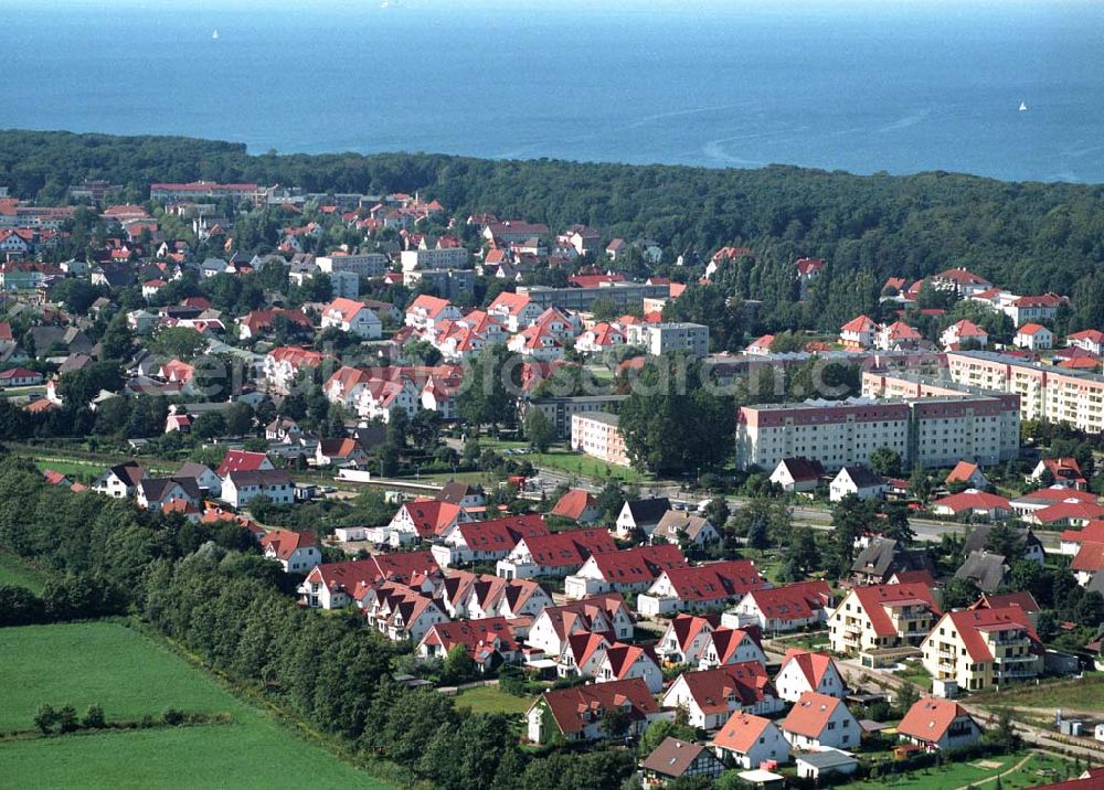 Graal-Müritz from the bird's eye view: Wohnsiedlung Koppenheide der HAWO KG in Graal-Müritz. Kontakt: HAWO GmbH Planen u. Bauen & Co. Bauträger KG, Löwenzahnweg 3, 18181 Graal-Müritz, Phone: 038206-706 0, Fax: 038206-706 66, E-Mail: info@hawo-immobilien.com,