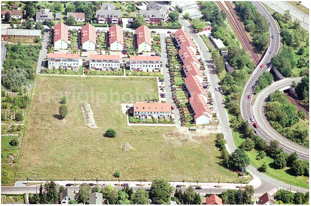 Aerial photograph Berlin Altglienicke - Wohnsiedlungs- und Baugelände der DEGEWO an der Kleetausiedlung in Altglienicke (zu Treptow-Köpenick) an der Kleeblatt-/Ewaldstraße.