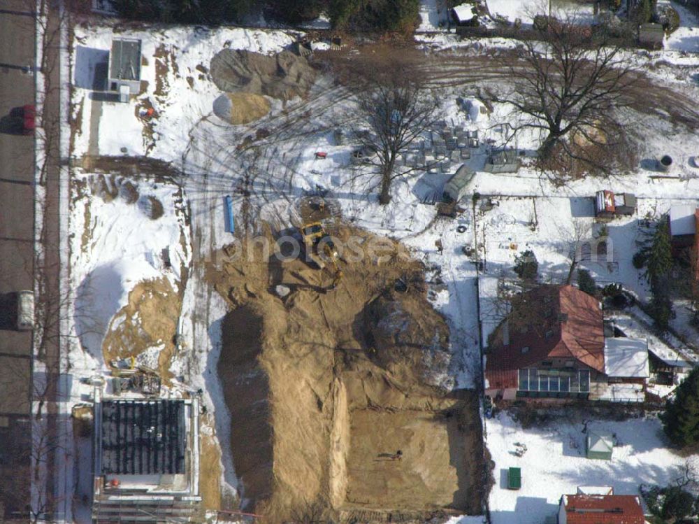 Berlin-Reinickendorf from above - Berlin-Reinickendorf,10.03.2005,Wohnsiedlungsneubau der PREMIER-Deutschland GmbH, an der Bondickenstr./Nimrodstr. in Berlin-Reinickendorf