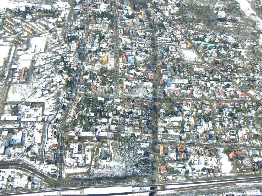 Berlin-Reinickendorf from the bird's eye view: Berlin-Reinickendorf,10.03.2005,Wohnsiedlungsneubau der PREMIER-Deutschland GmbH, an der Bondickenstr./Nimrodstr. in Berlin-Reinickendorf