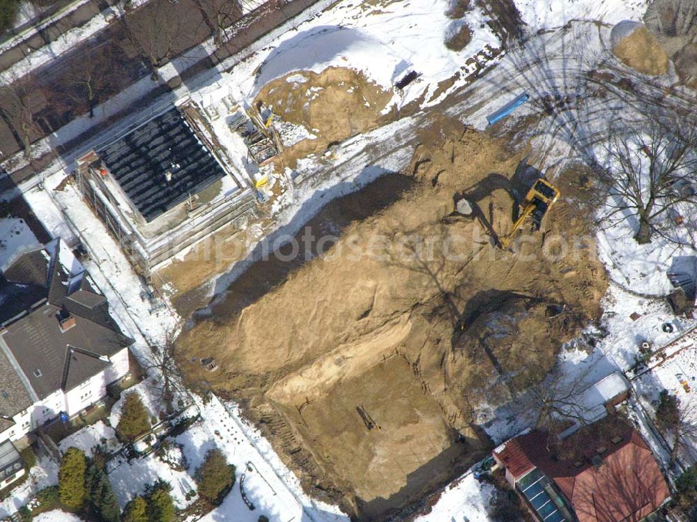 Berlin-Reinickendorf from the bird's eye view: Berlin-Reinickendorf,10.03.2005,Wohnsiedlungsneubau der PREMIER-Deutschland GmbH, an der Bondickenstr./Nimrodstr. in Berlin-Reinickendorf