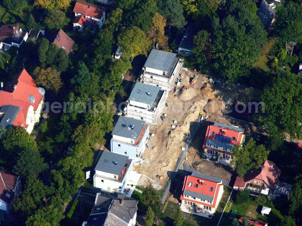 Aerial image Berlin Reinickendorf - 05.10.2005 Berlin-Reinickendorf Wohnsiedlungsneubau der PREMIER-Deutschland GmbH, an der Bondickenstr./Nimrodstr. in Berlin-Reinickendorf