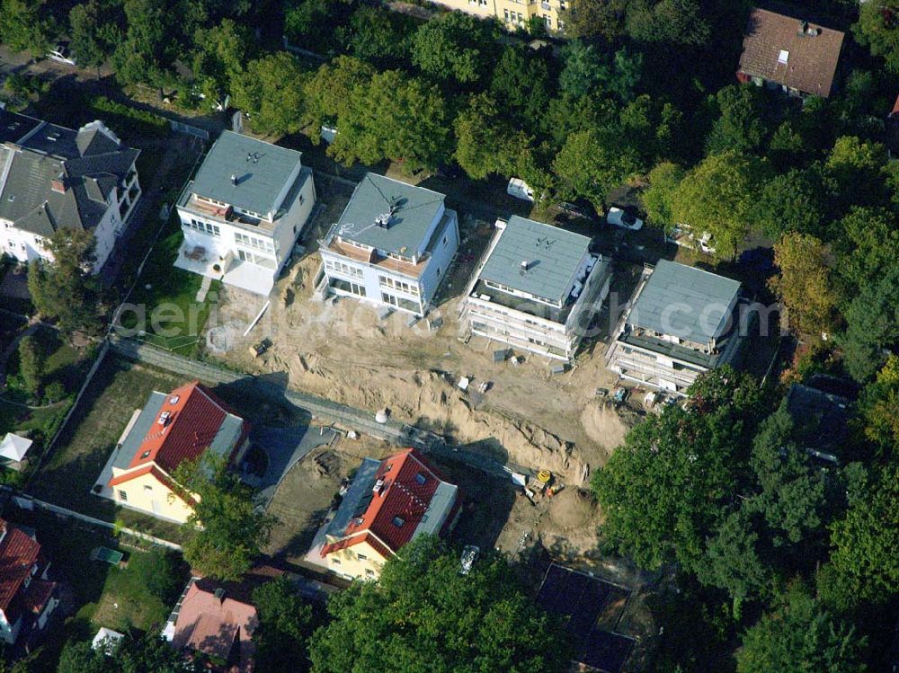 Berlin Reinickendorf from above - 05.10.2005 Berlin-Reinickendorf Wohnsiedlungsneubau der PREMIER-Deutschland GmbH, an der Bondickenstr./Nimrodstr. in Berlin-Reinickendorf