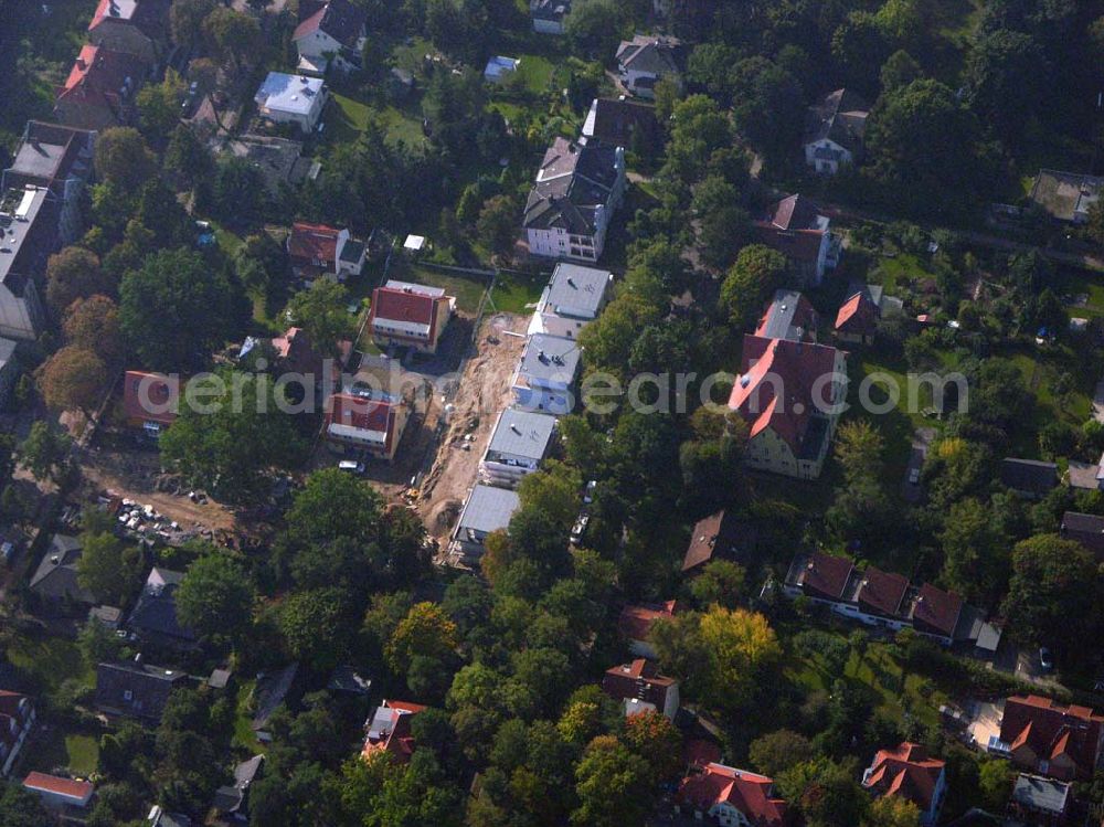 Aerial image Berlin Reinickendorf - 05.10.2005 Berlin-Reinickendorf Wohnsiedlungsneubau der PREMIER-Deutschland GmbH, an der Bondickenstr./Nimrodstr. in Berlin-Reinickendorf